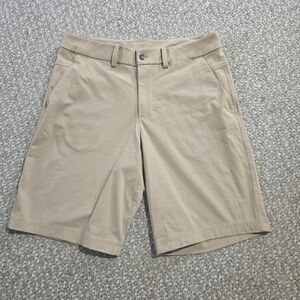 LULULEMON comission Shorts